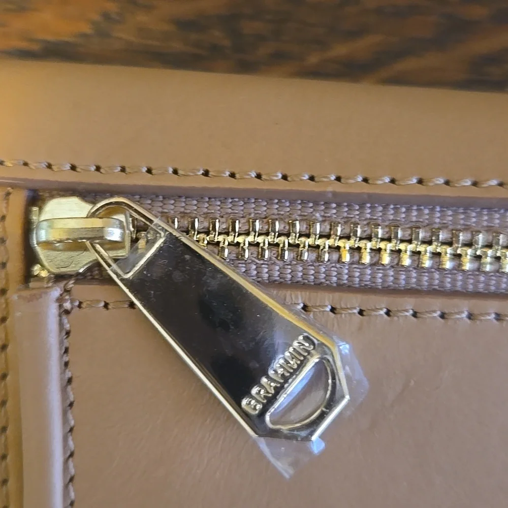 Brahmin Ady Wallet In Creme Talitha Leather NWOT - Picture 4 of 16